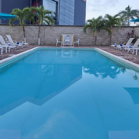 City Express Junior By Marriott Cancún Zewnętrze zdjęcie
