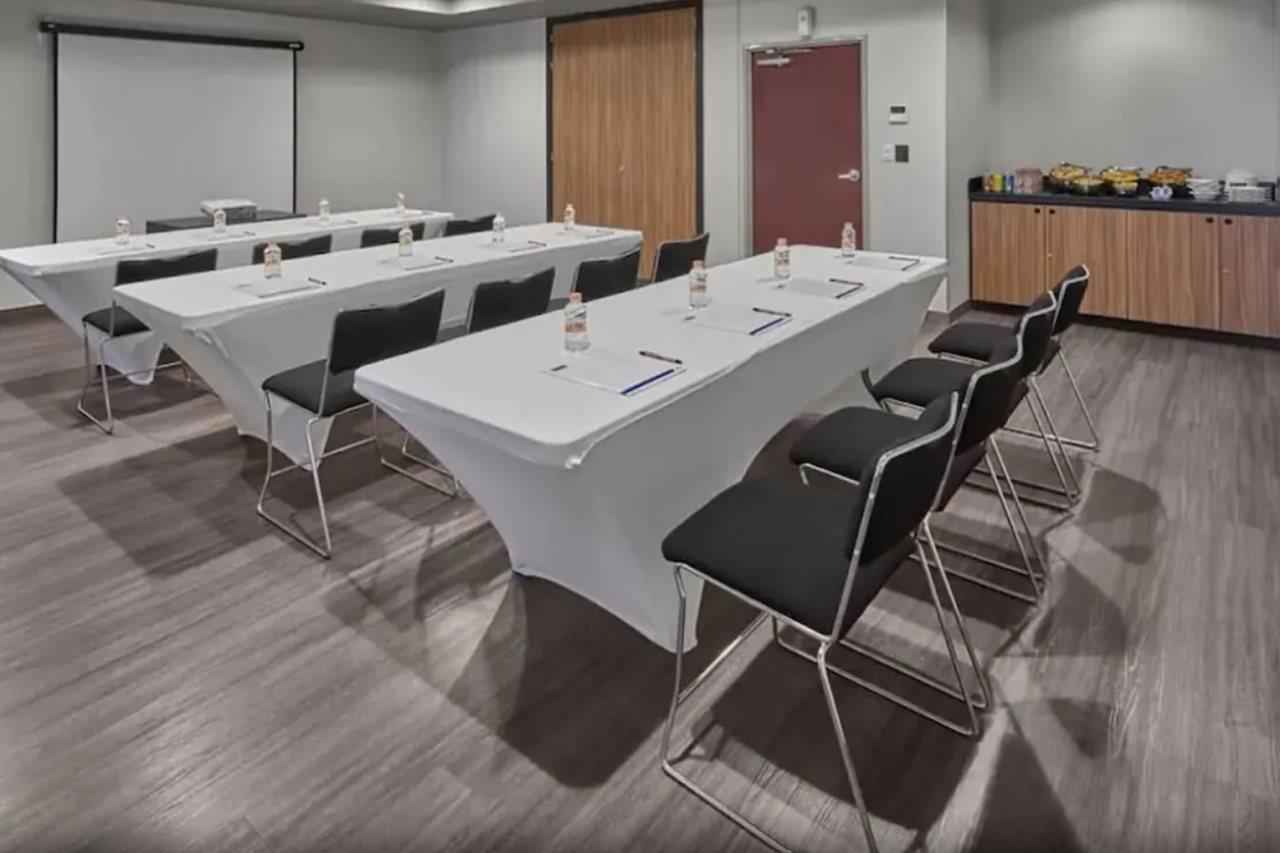 City Express Junior By Marriott Cancún Zewnętrze zdjęcie