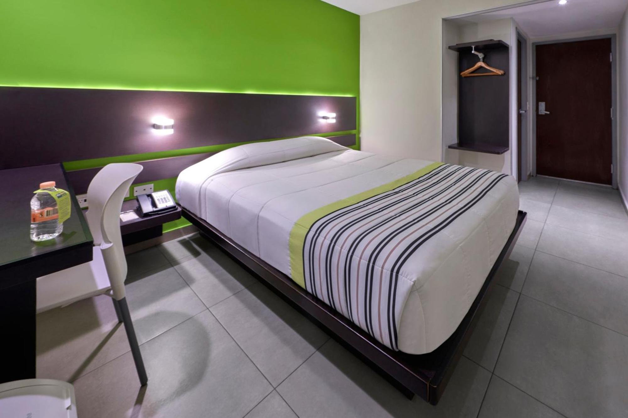 City Express Junior By Marriott Cancún Zewnętrze zdjęcie