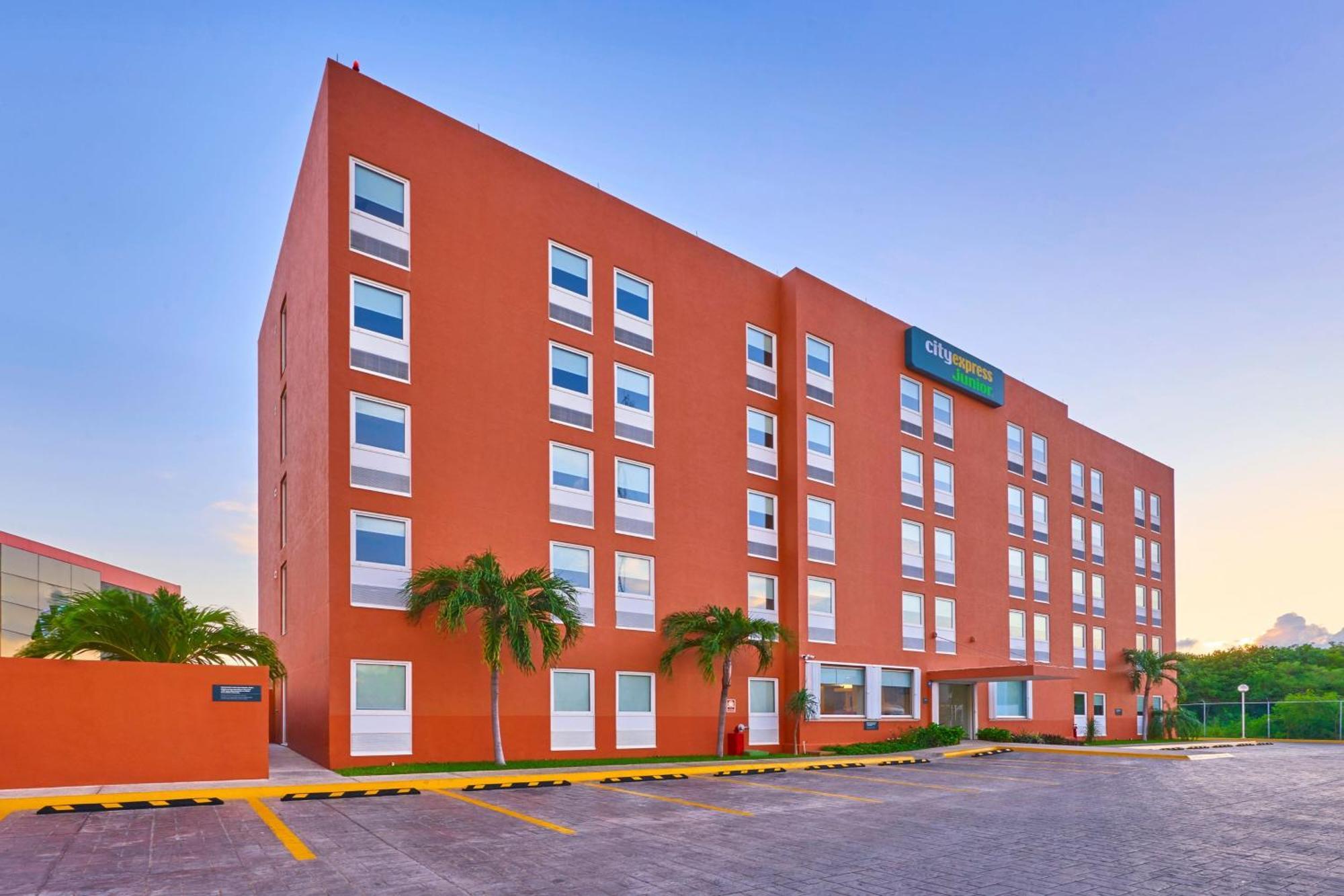 City Express Junior By Marriott Cancún Zewnętrze zdjęcie